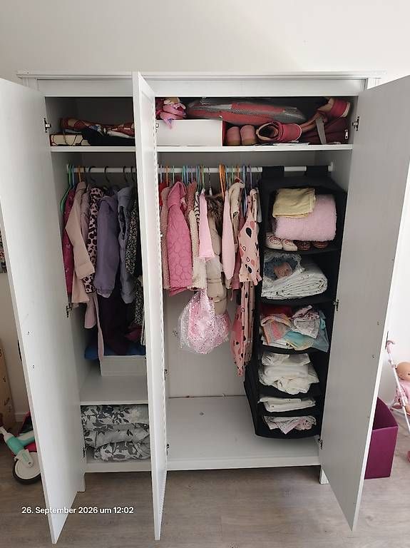 Ikea Armadi: Kleiderschrank – Usato da Küssnacht am Rigi venduto da Arihar 1