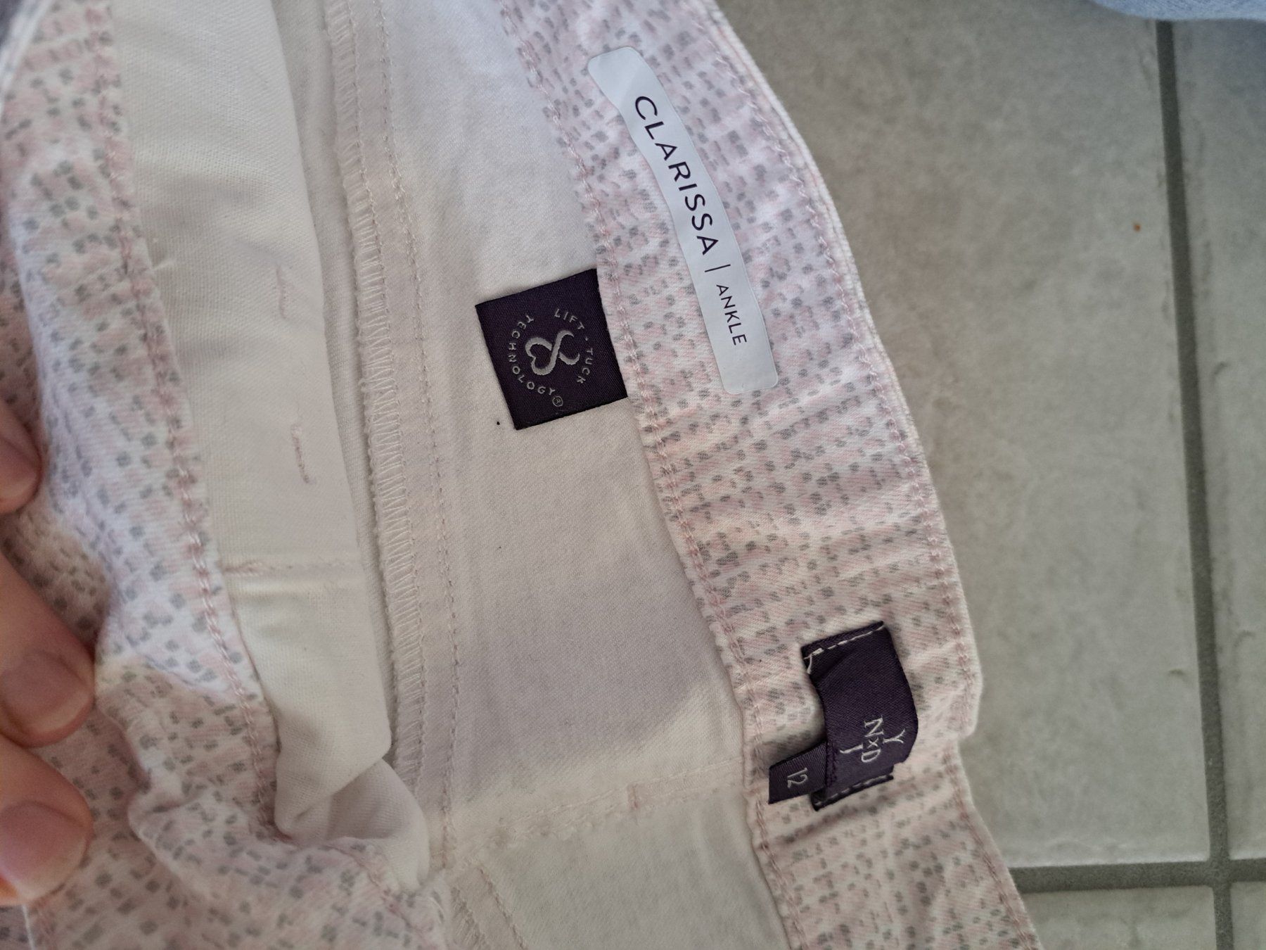 Pantaloni: Hose gr 42 neu – Nuovo (secondo la descrizione) da Thun venduto da Thun67 1
