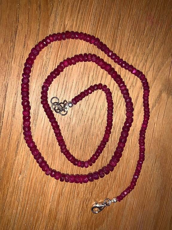 Catenine: Collana di radice di rubini – Usato da Bioggio venduto da ant_mt7r