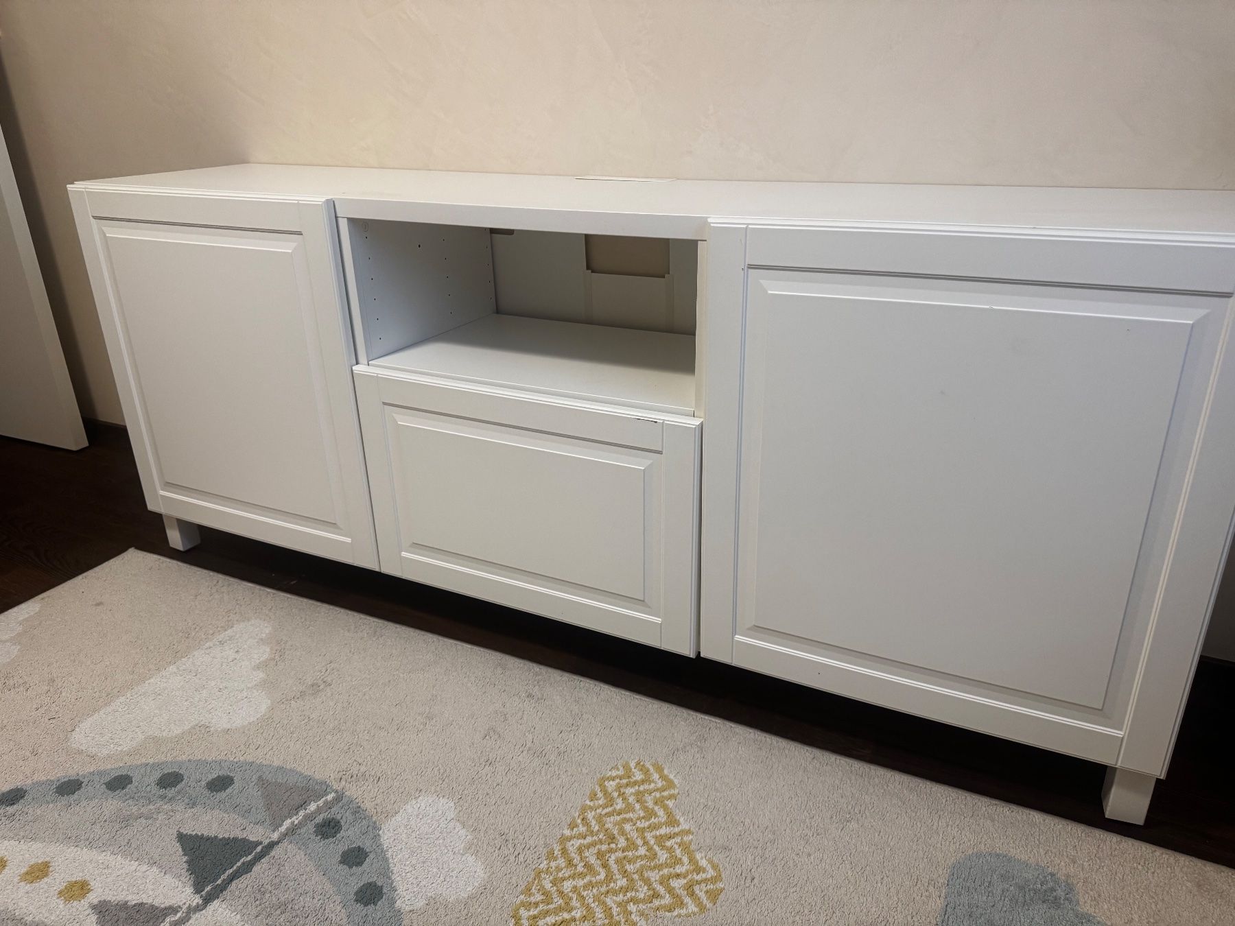 Ikea Cassettiere: Ikea Besta – Usato da Zürich venduto da robyy