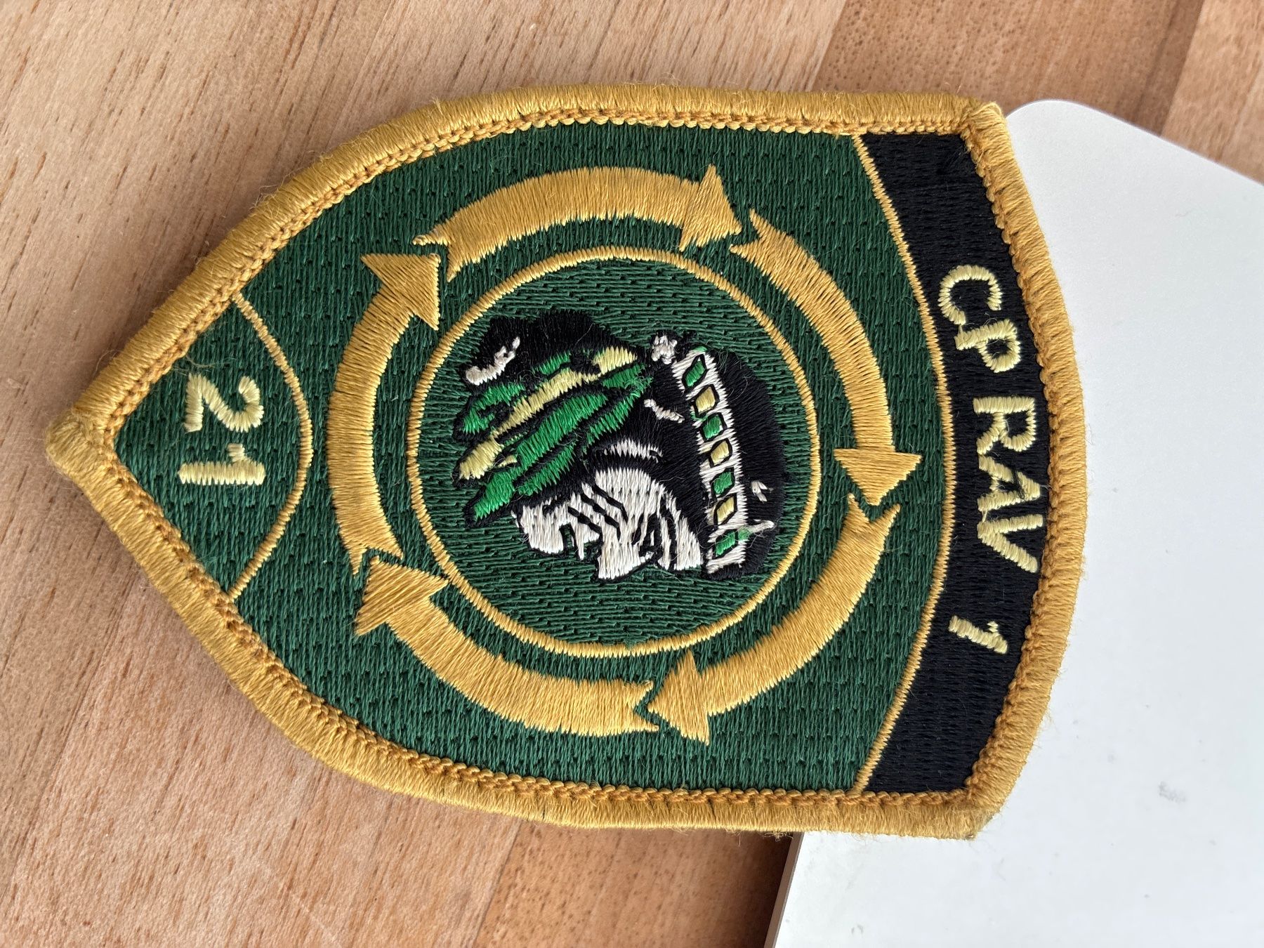 Plaketten & Abzeichen: Klett cp rav 1. log bat 21 – Gebraucht aus Oberiberg von stab