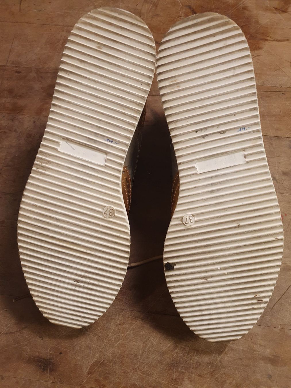 Scarpe da donna: Txi Freizeitschuh Grösse 37 – Usato da Zürich venduto da loosebone 2