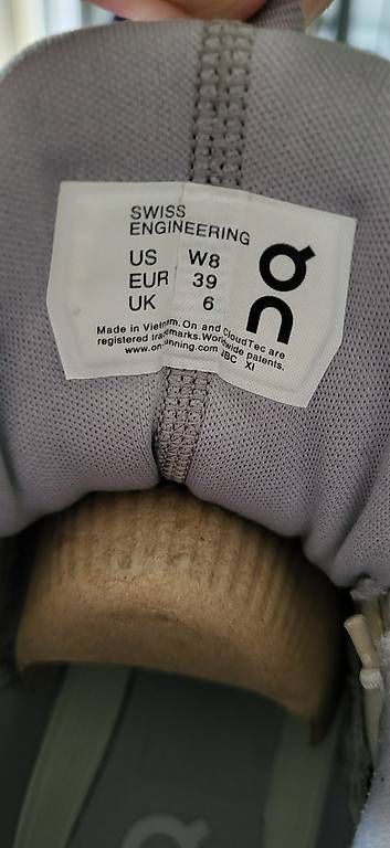 Chaussures femmes: On Wanderschuhe 39 – D'occasion à Zizers par Roosi1 2