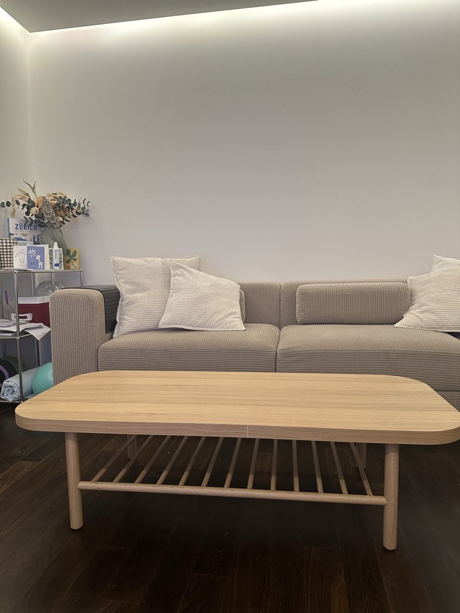 Tables: IKEA LISTERBY Couchtisch – D'occasion à Zürich par emily.sch 1