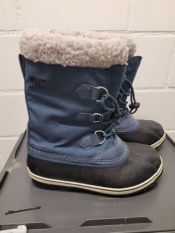 Schuhe für Jungen: Sorel Winterstiefel Gr. 35 – Gebraucht aus Münchenbuchsee von Lightning11