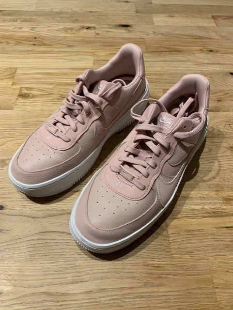 Nike Scarpe da uomo: Nike Air Force 1 – Usato da Dietlikon venduto da gormiti10