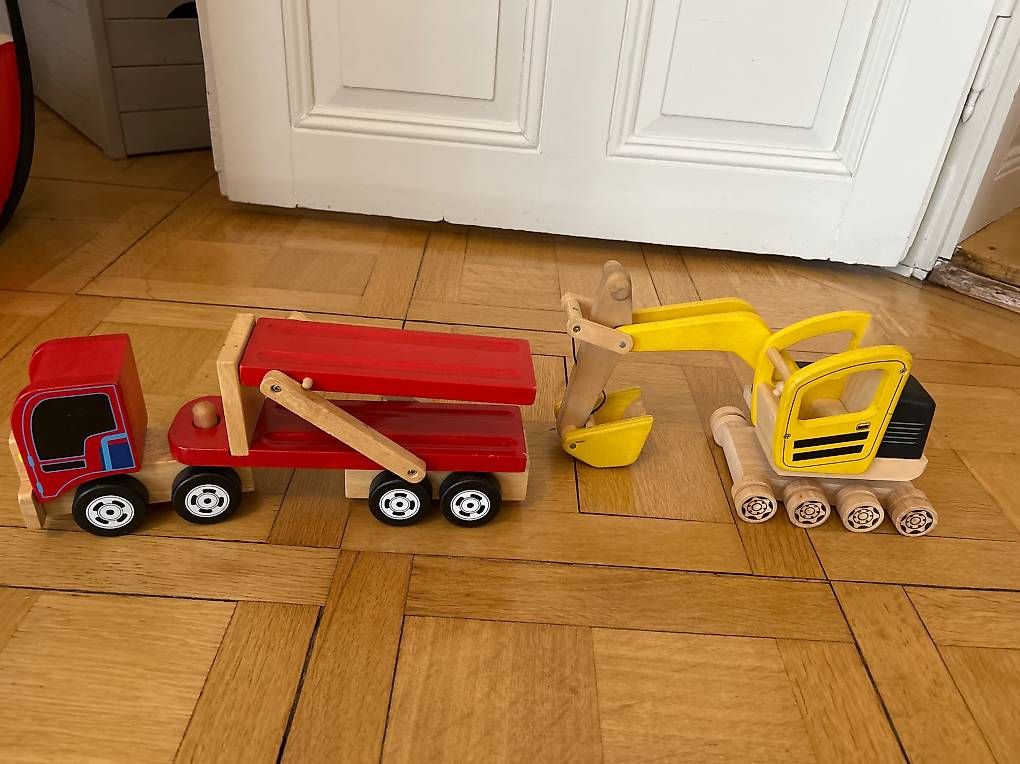 Giocattoli: Holzspielzeug/ Auto/ Bagger – Usato da Degersheim venduto da Principessa_90 1