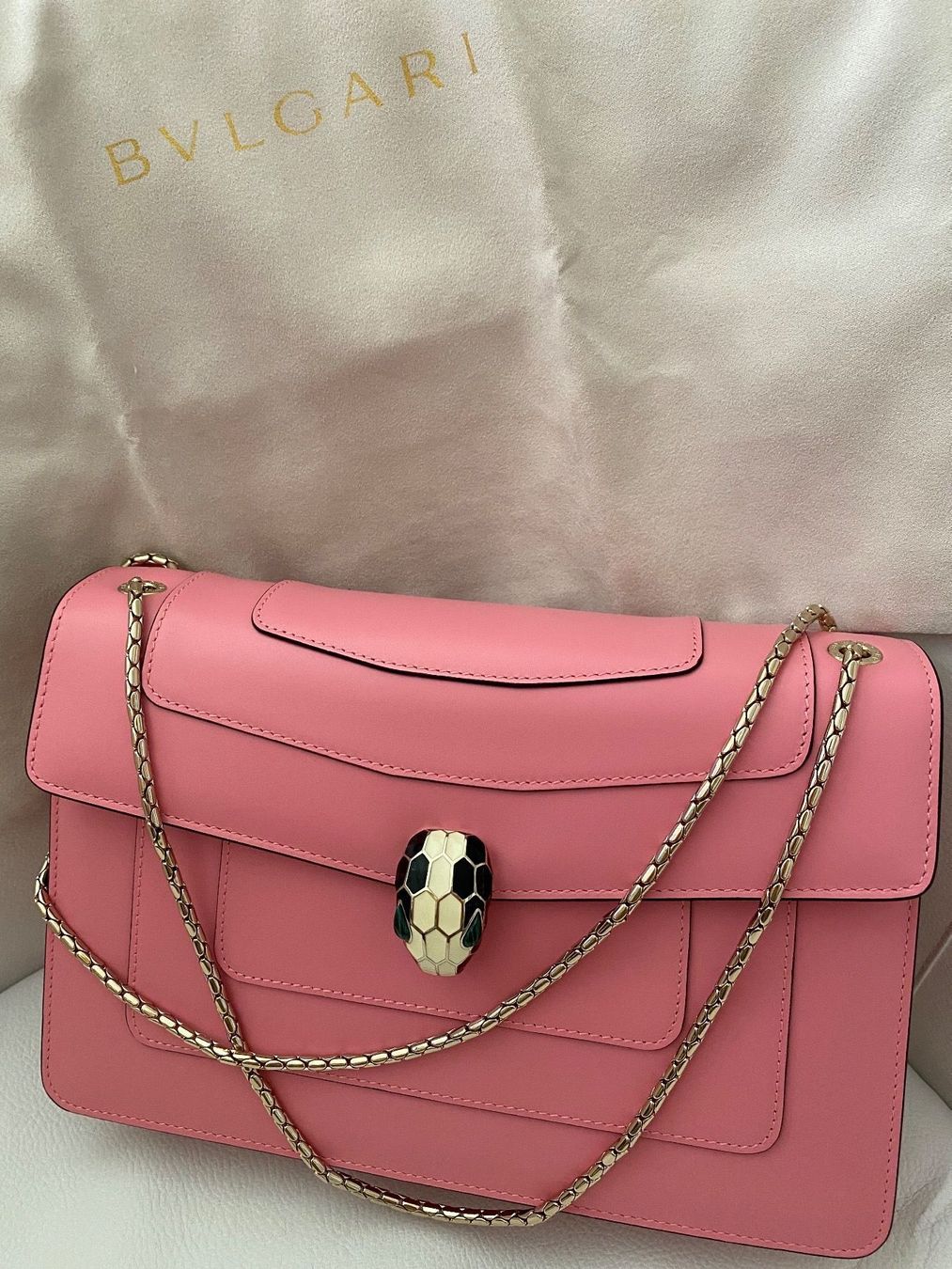 Bulgari Borse da donna: Bulgari serpenti Handtasche – Nuovo (secondo la descrizione) da Auenstein venduto da sonnenschein1256 1