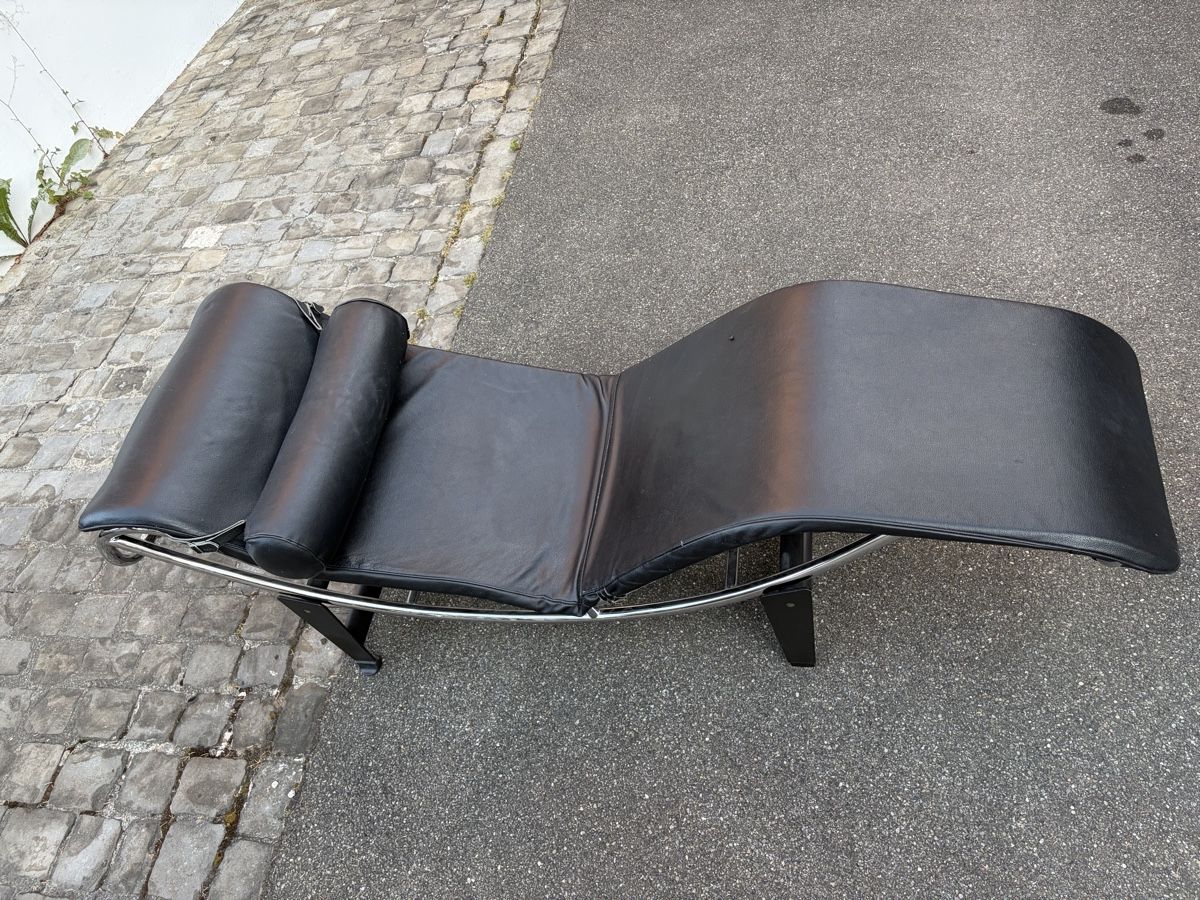 Le Corbusier Sedie a sdraio: Corbusierliege – Usato da Frauenfeld venduto da fab_plf7 1