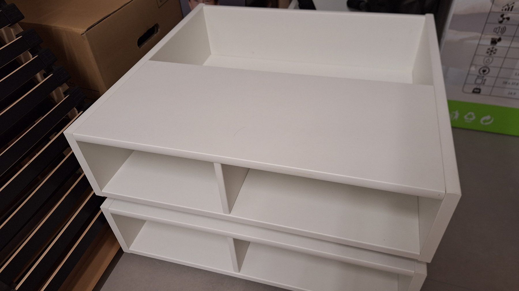 Ikea Sistemi di archiviazione: 2x Ikea Fredvang Unterbettmöbel – Usato da Jegenstorf venduto da nic_5bb6
