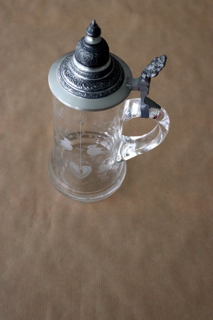 Bicchieri: Glas  Bierkrug mit Zinndeckel – Nuovo (secondo la descrizione) da Basel venduto da Helmuth1945