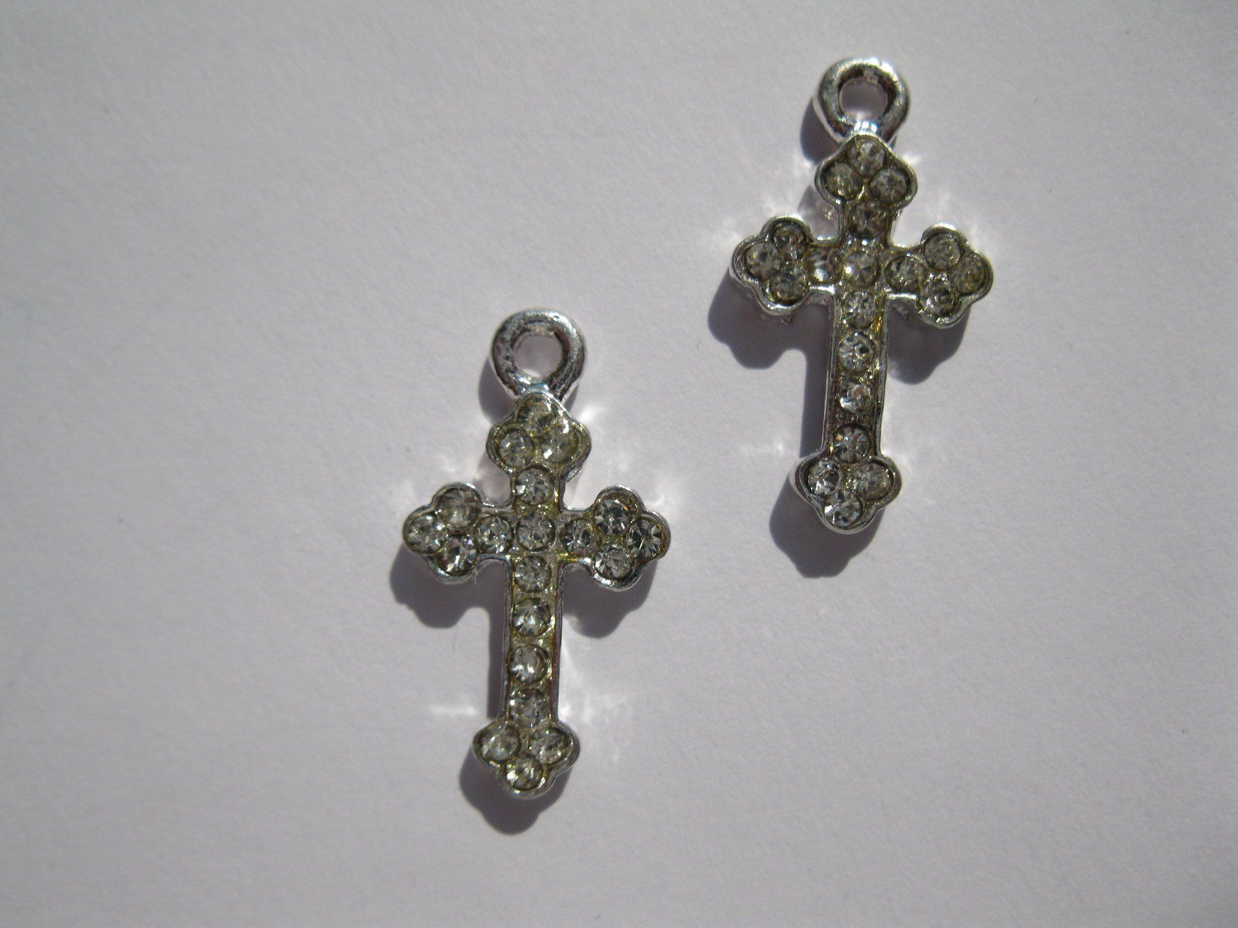 Ciondoli: Anhänger Kreuz mit Strass – Nuovo e nell'imballaggio originale da St. Margarethen TG venduto da LuanaKa