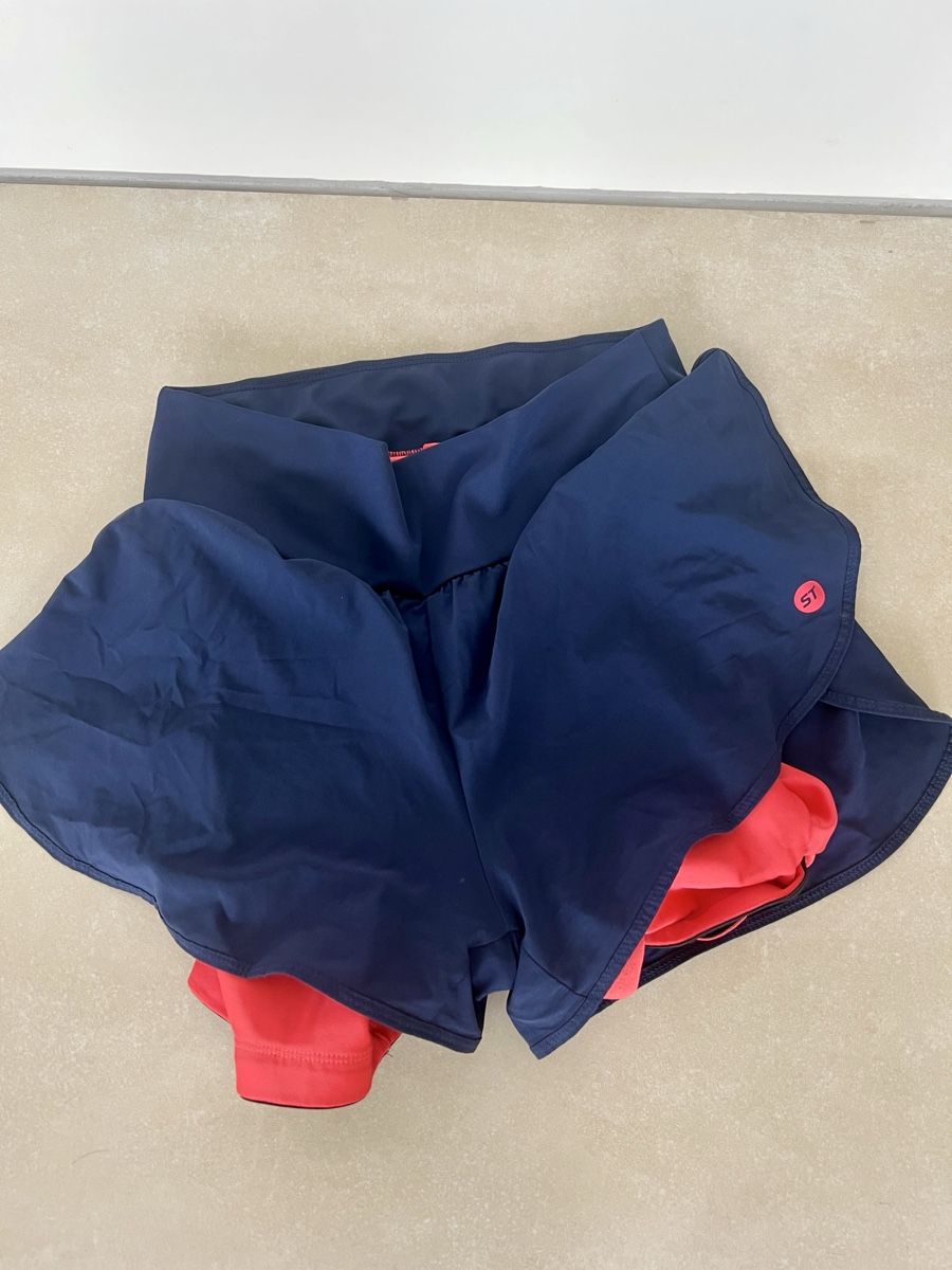 Decathlon Pantaloni: Velo Shorts Damen Grösse M – Usato da Zürich venduto da peachjess