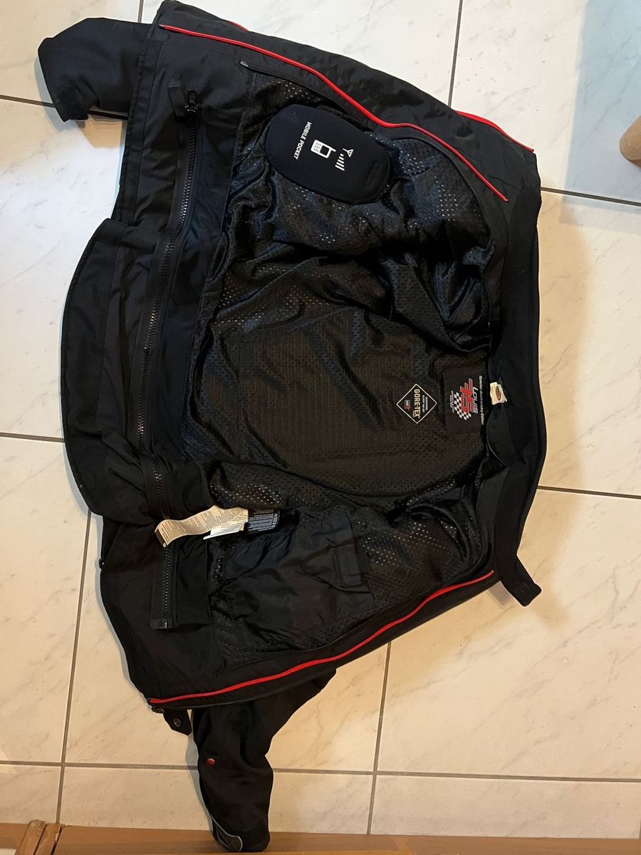 Held Jacken: Held Motorradjacke Gore-Tex  – Gebraucht aus Ennetmoos von lelemi98 2