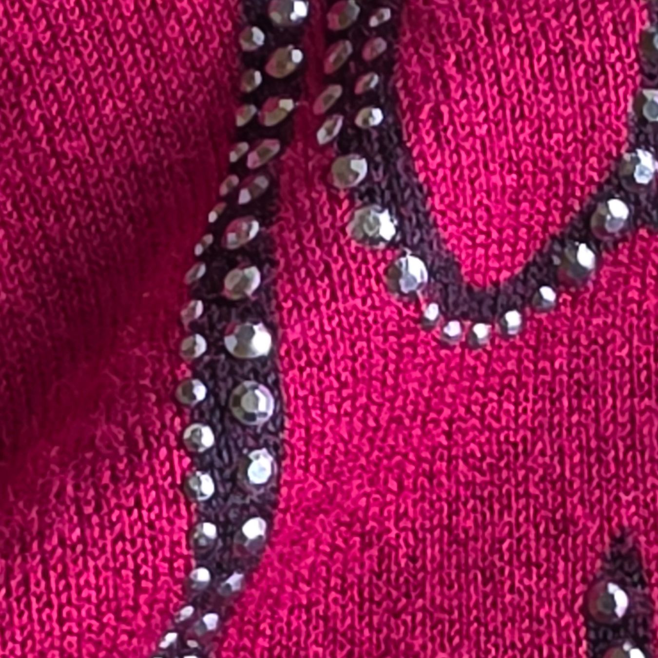 Guess Maglioni & Felpe: 🐸 GUESS LOGO PULLOVER M RAYON MIT STRASS ROT – Nuovo (secondo la descrizione) da Môtier (Vully) venduto da Frogs 7