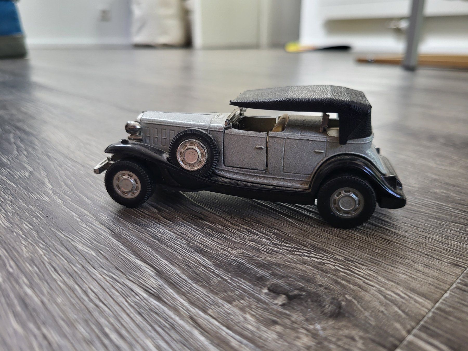 Modellini d'auto: Petite voiture – Usato da Gampelen venduto da cli_2thg
