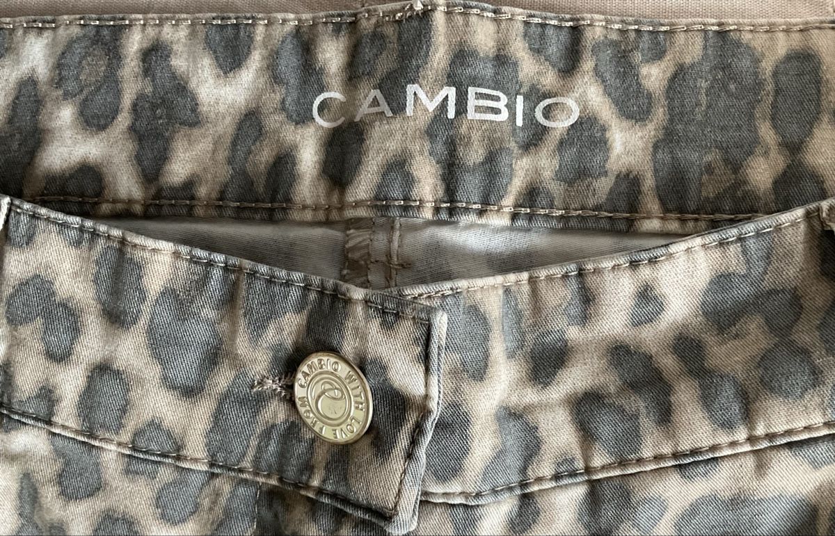 Cambio Pantaloni: Cambio pantalon motifs léopard - stretch – Nuovo (secondo la descrizione) da Corseaux venduto da Mililaforet75 4
