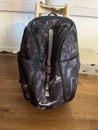 Nike Elite Rucksack Marmor Optik - Top Zustand!