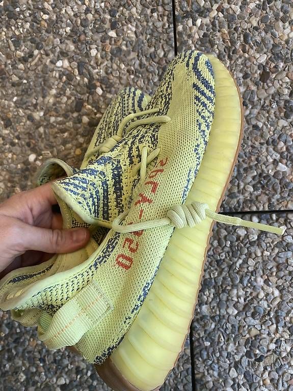 Chaussures hommes: Yeezy x Adidas 43 1/3 – D'occasion à Orselina par stefaniamenz 4