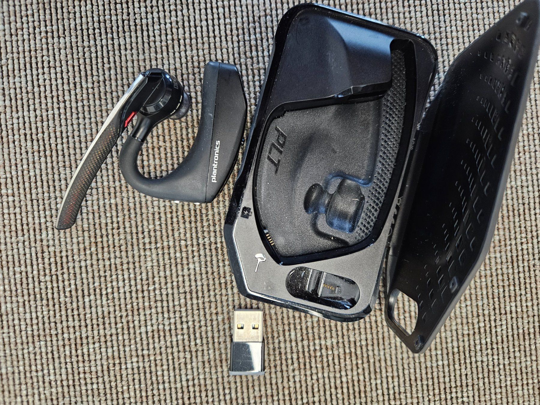 Plantronics Cuffie: Plantronics Voyager 5200 Bluetooth – Usato da Gerlafingen venduto da dulifuli 2