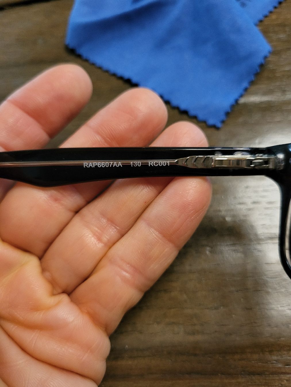 Ray-Ban Lunettes & Verres:  Monture Ray-Ban authentique noire, réf. RAP6607AA, v – D'occasion à Aproz (Nendaz) par mar_zxm9 2