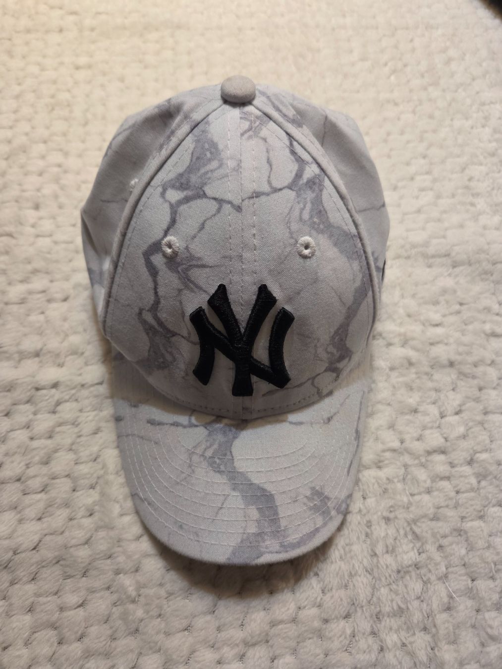 New Era Altro abbigliamento per bambino: Cappellino New Era – Nuovo (secondo la descrizione) da Breganzona venduto da willi_17