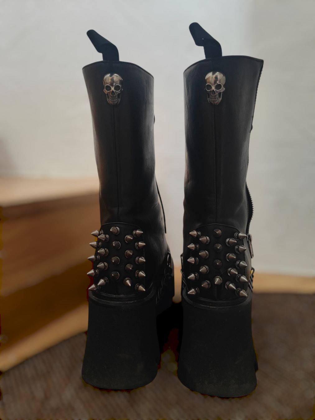 Scarpe da donna: Lamoda Damen Schuhe gr 8 – Nuovo (secondo la descrizione) da Dietfurt venduto da Destroyed 1