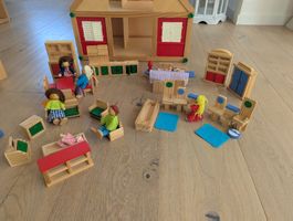 Puppenhaus für Kinder aus Holz (1/2)