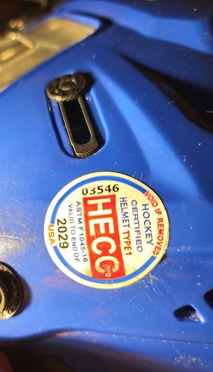 Caschi: CCM Hockey Helm, Grösse M – Usato da Wilderswil venduto da jcpbrink 4