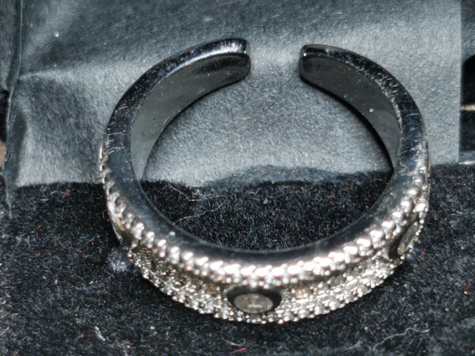 Ringe: Damen Ring 18 mm. – Neu und originalverpackt aus Schlieren von vlalif 3