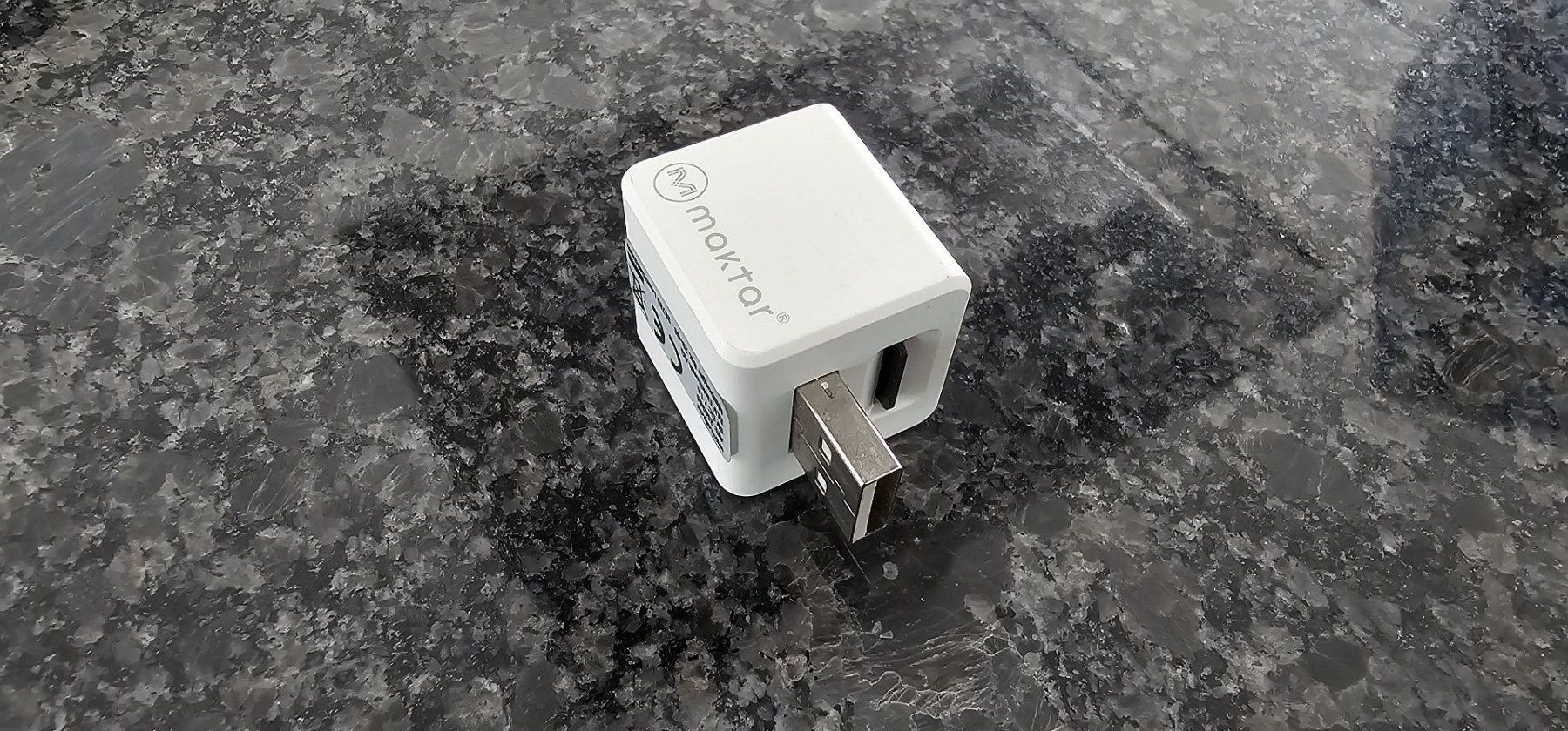 Lecteurs de cartes: ELV Maktar "Qubii" iPhone/iPad Auto-Backup Adapter – Neuf avec emballage d'origine à Igis par Mfsi 3