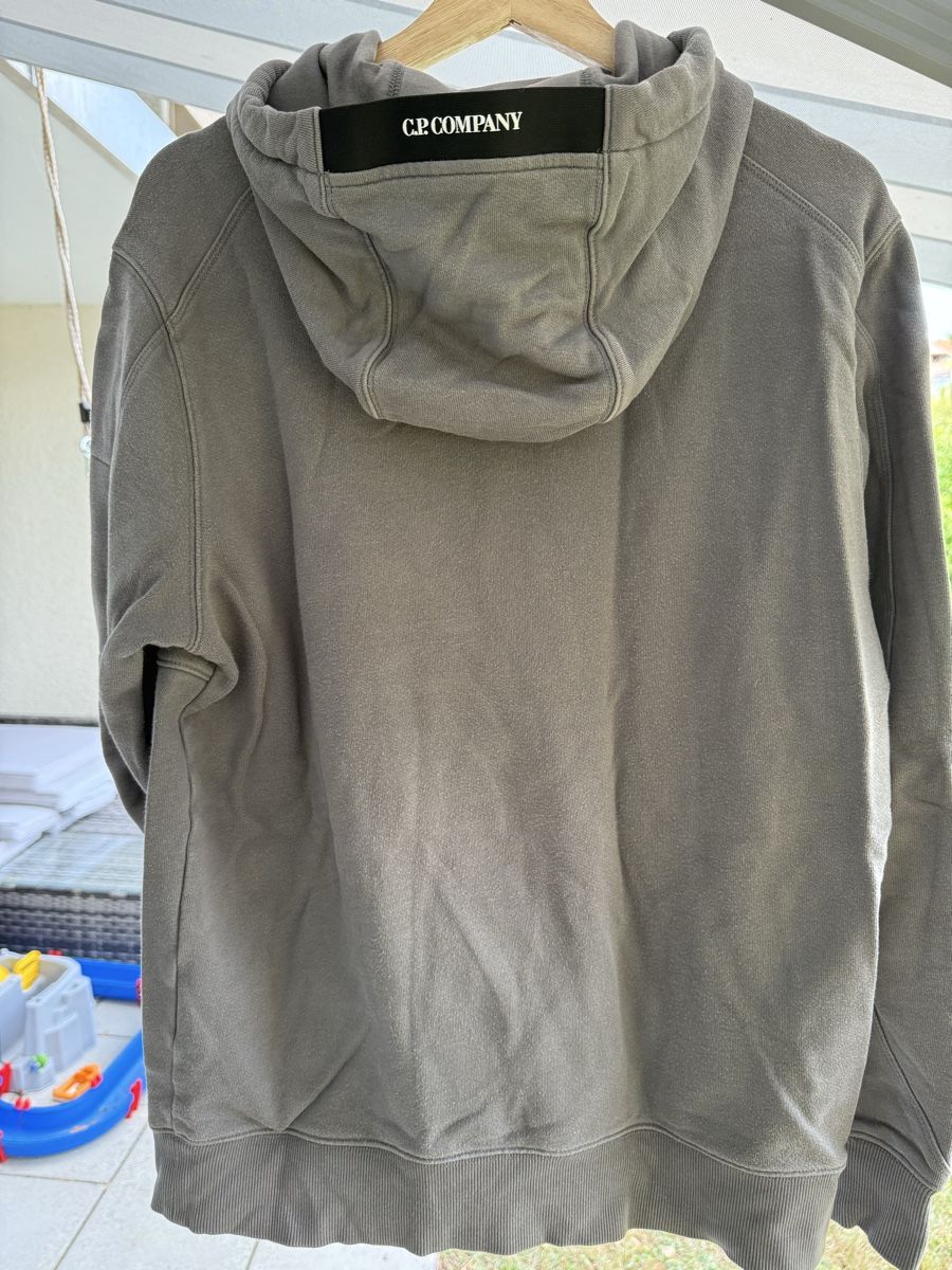 CP Company Pullover & Sweatshirts: C.P. Company Pullover Grau mit Kapuze – Gebraucht aus Blumenstein von D.Mosi 1