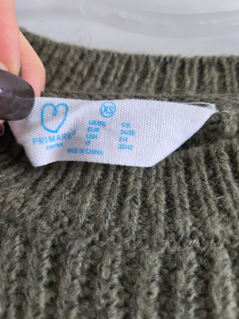 Primark Maglioni & Felpe: Pull en maille vert olive avec boutons - Taille 36 – Nuovo (secondo la descrizione) da Chavannes-Renens venduto da mau_8rwz 3