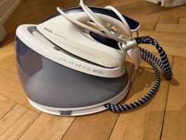 Dampfbuegeleisen Philips PerfectCare Aqua wenig gebraucht