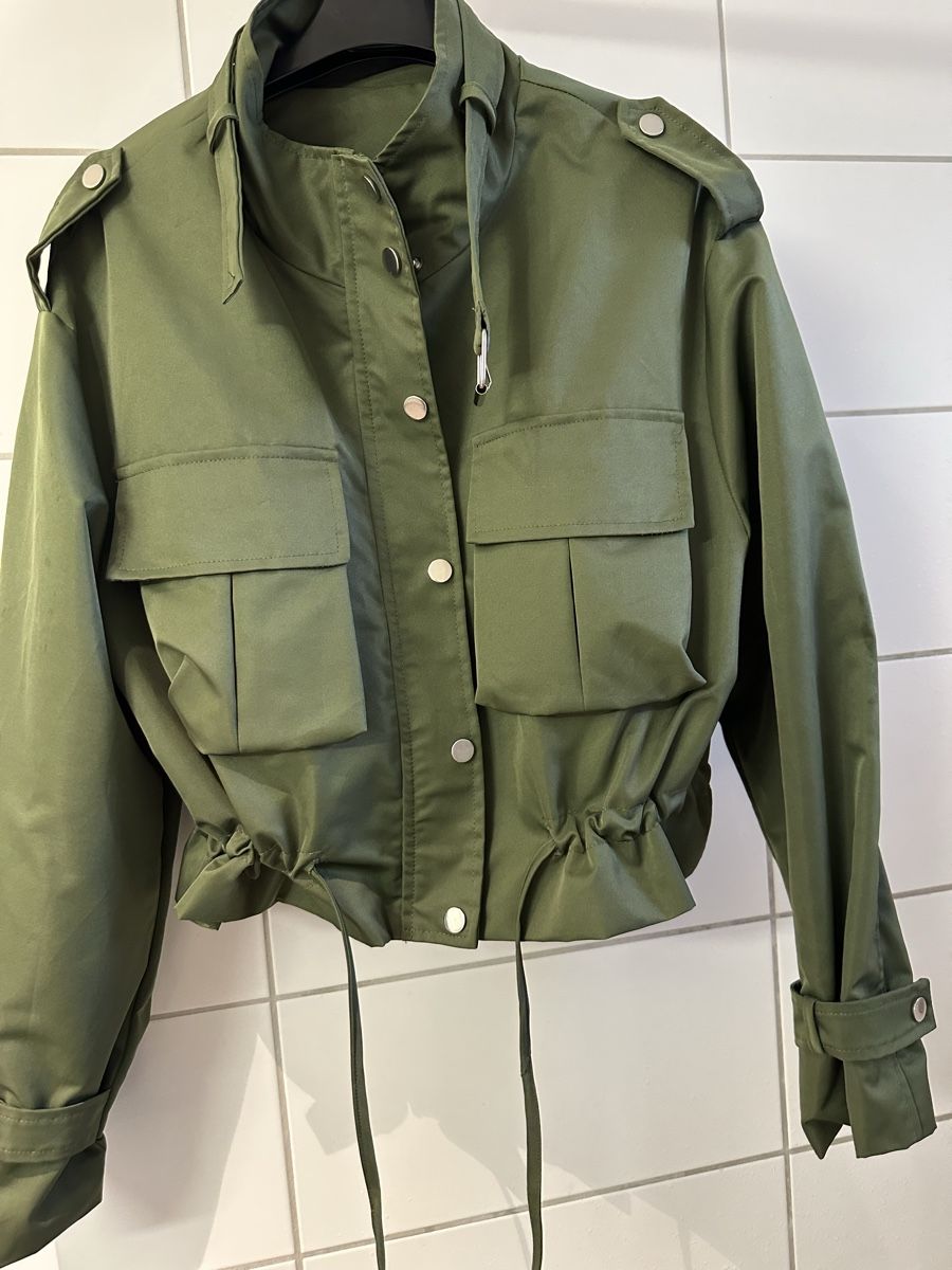 Giacche: Damen wunderschöne Jacke Gr/L – Nuovo (secondo la descrizione) da Basel venduto da Ivana_4 5
