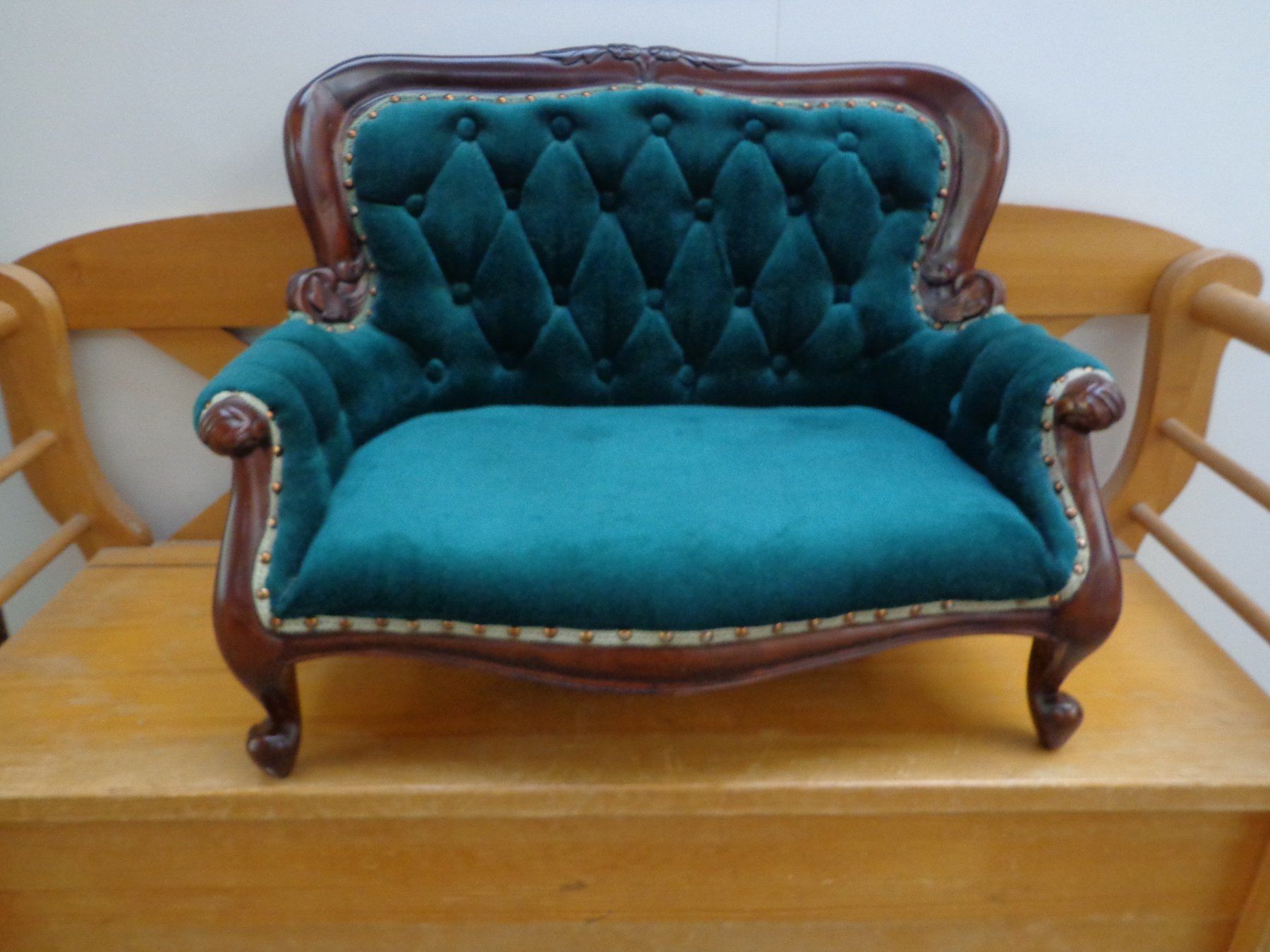 Sofas: Barock Puppensofa – Gebraucht aus Zofingen von goezi 4