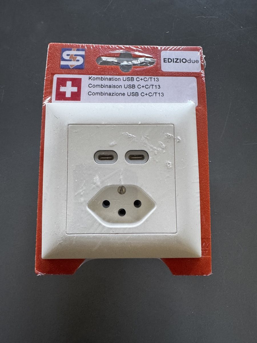 Feller Spine: Kombination Steckdose USB C+C/T13 neu! – Nuovo e nell'imballaggio originale da Basel venduto da bau_6tk8
