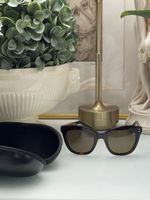 Original Moncler Sonnenbrille – Made in Italy – sehr elegant