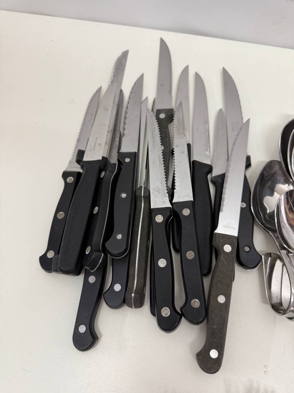 Bestecksets: Diverse Besteck , Messer Gabel Löffel Set K 141 – Gebraucht aus Oberönz von  4