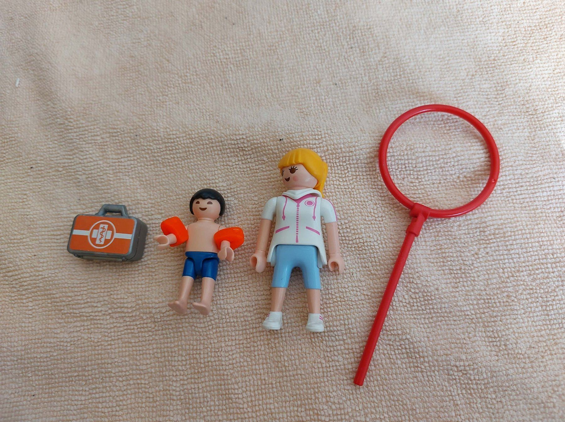 Figurines: Playmobil Bademeisterin – D'occasion à Breitenbach par Lucky0518