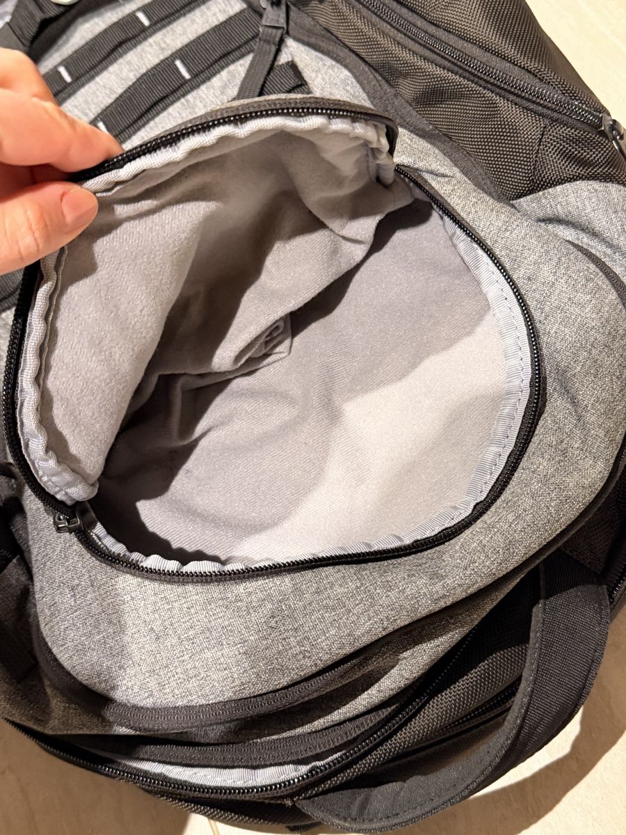 Under Armour Rucksäcke: Under Armour Storm Recruit Backpack - Grey and Black – Gebraucht aus Paradiso von Ixaya.studio 3