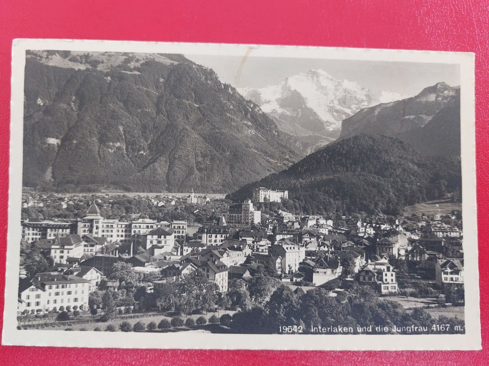 Ansichtskarten: Interlaken und die Jungfrau // Stempel Bahnpost // – Gebraucht aus St-Légier-Chiésaz von Theo006