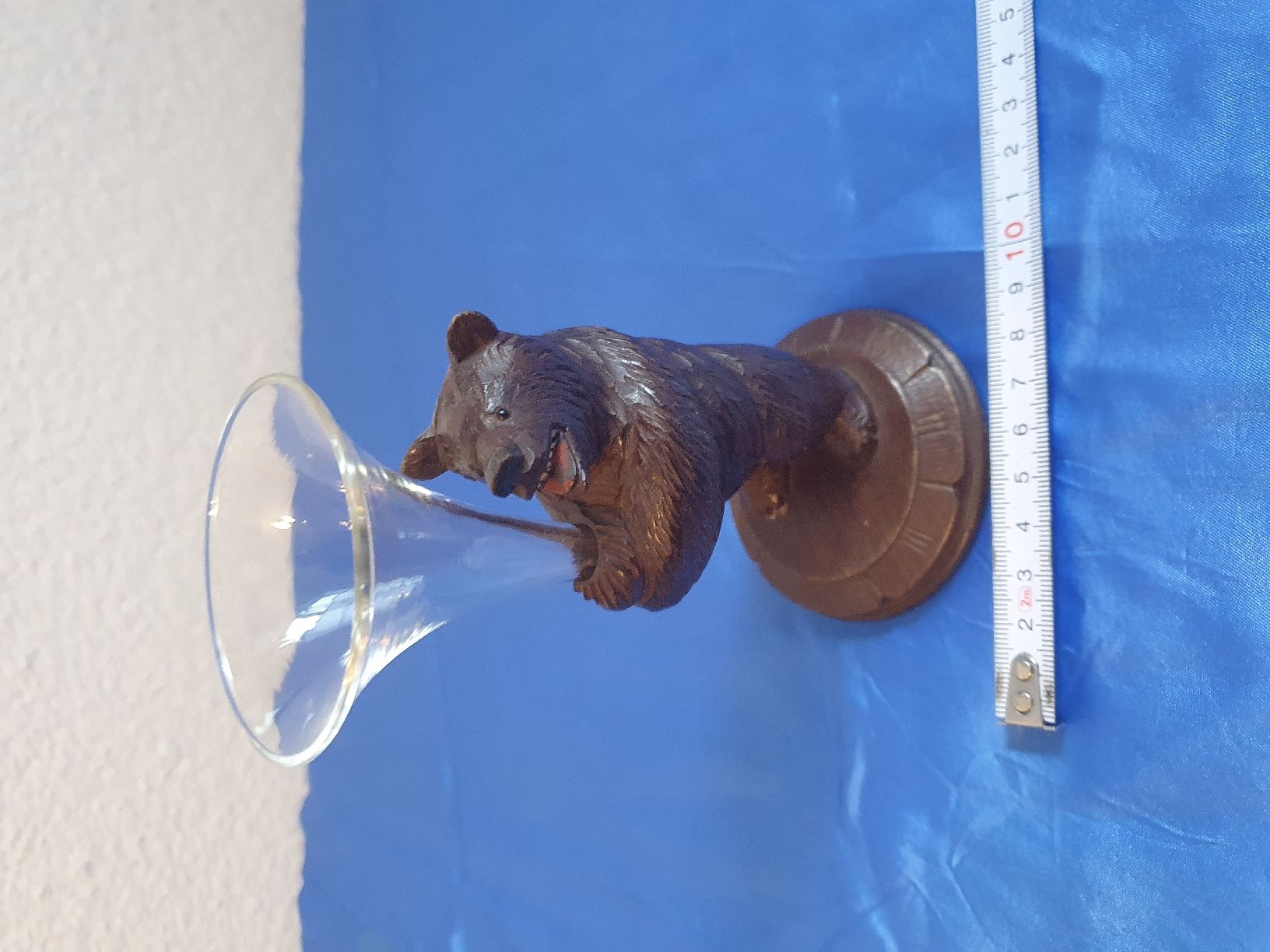 Statuette: Bär Brienz Brienzer Schnitzerei Handarbeit Holz Glas – Usato da Russikon venduto da eunicetungol 1