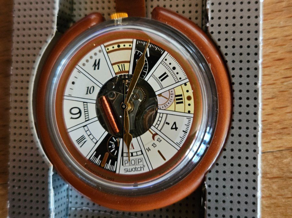 Swatch Orologi: Montre Swatch POP neuve avec chainette – Nuovo e nell'imballaggio originale da St-Barthélemy VD venduto da trak98p