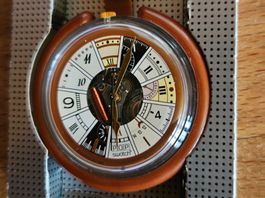 Montre Swatch POP neuve avec chainette