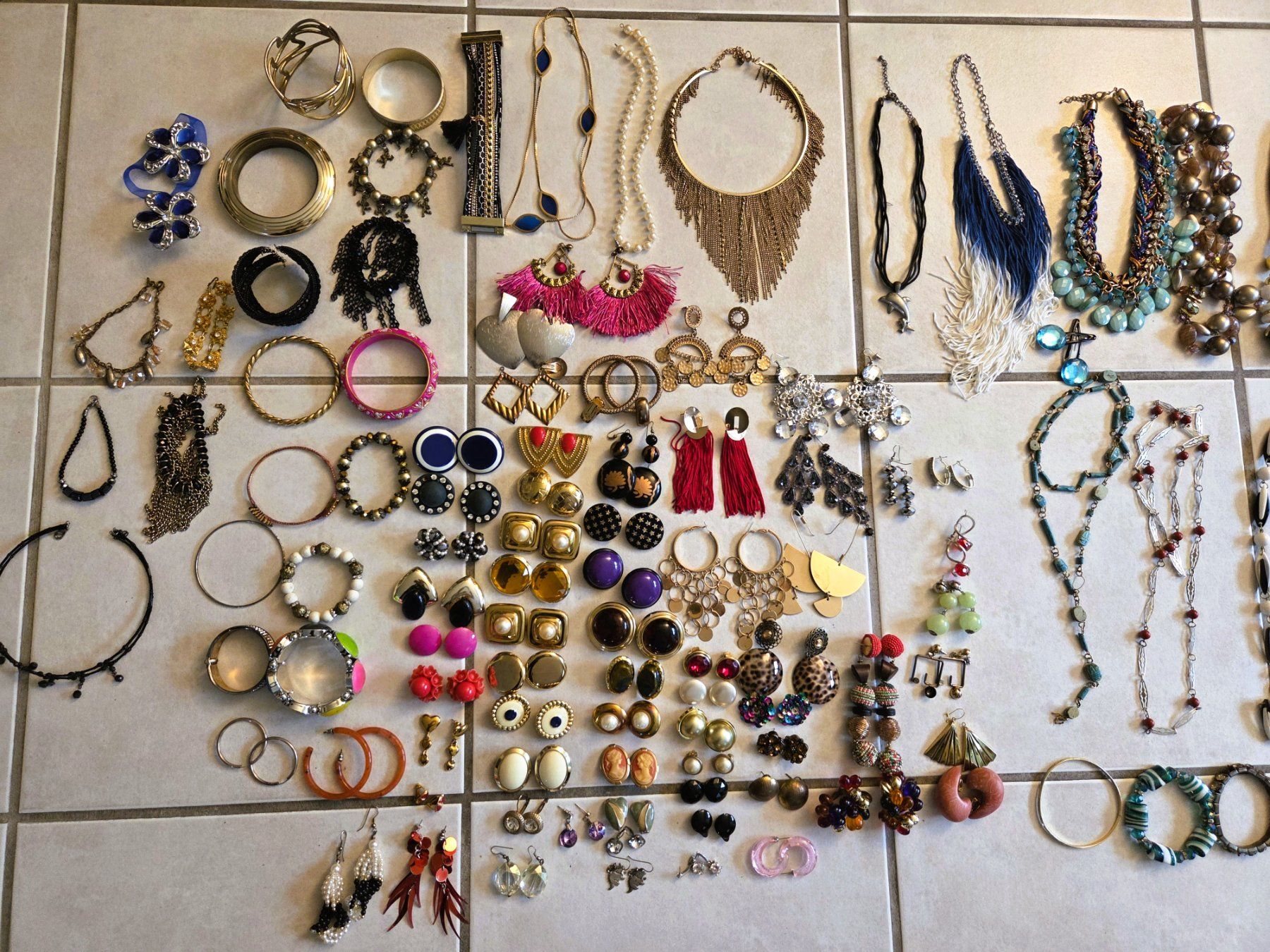 Sonstiger Schmuck: MODESCHMUCK LOT - MODE SCHMUCK KONVOLUT - VINTAGE – Gebraucht aus Brüttisellen von Nighttrain 1
