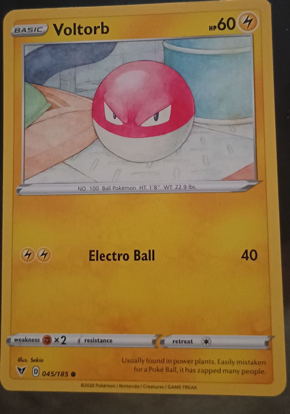 Pokémon Carte collezionabili: Voltorb Pokemon Card - 045/185 - Great Condition! – Nuovo (secondo la descrizione) da Murten venduto da Palli23