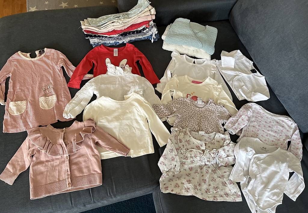 Lotti & Set di vestiti: Kleiderpaket 68 (74) Mädchen – Usato da Stettlen venduto da Biienli 2