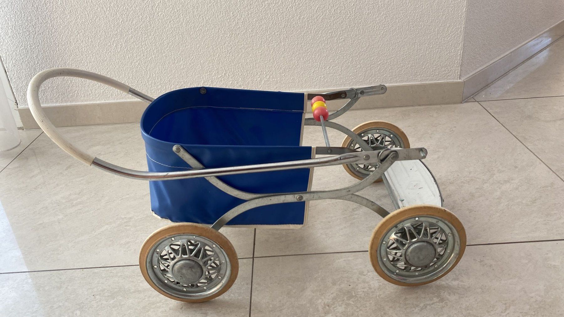 Voitures de poupées: Puppen Kinderwagen – D'occasion à Dagmersellen par Arcticsnow2017 2