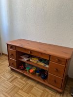 Kleine Holzkommode